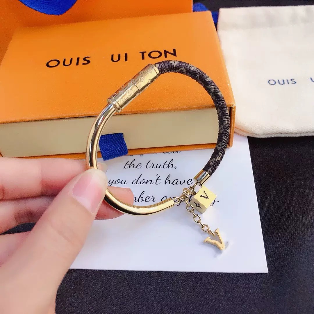 Custom Stackable Fashion Bracelet Style 03