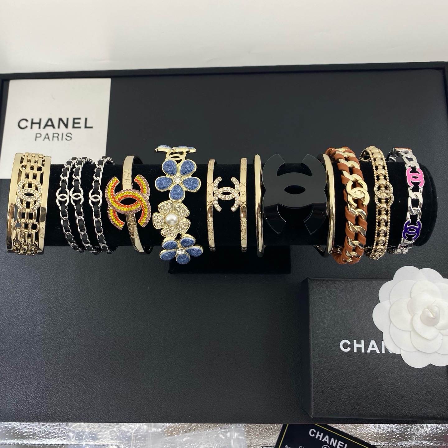 Custom Minimal Fashion Bracelet Style 15