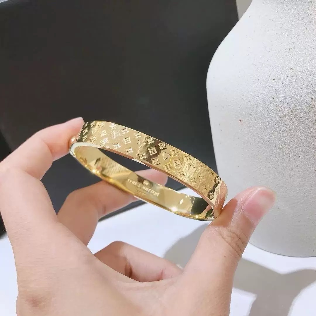 Custom Color Stone Fashion Bracelet Style 17