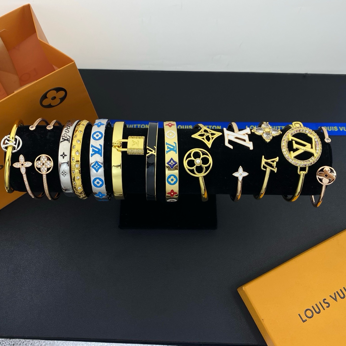 Custom Custom Logo Fashion Bracelet Style 20